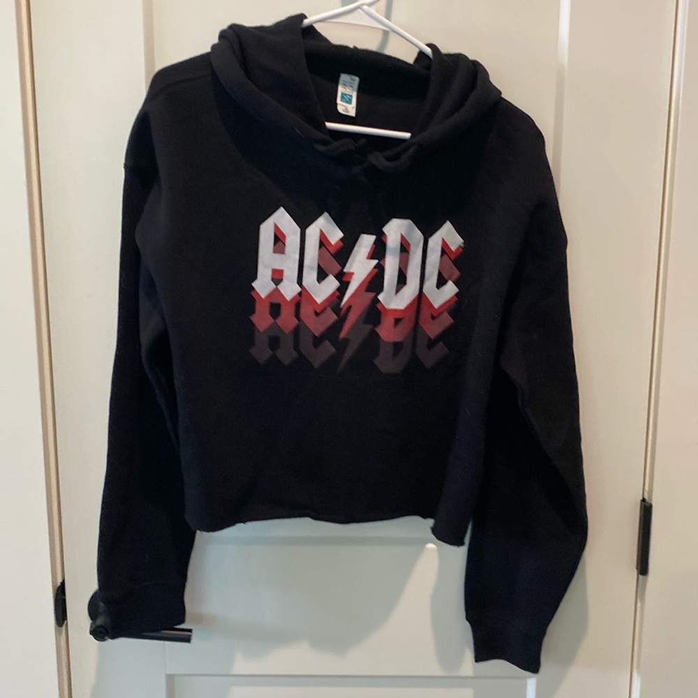 Lane Seven Ladies Hoodie.‎  Cut off at Bottom.  AC/DC Across Front.  Size Medium